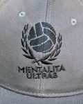 Kšiltovka Mentalita Ultras (šedá)